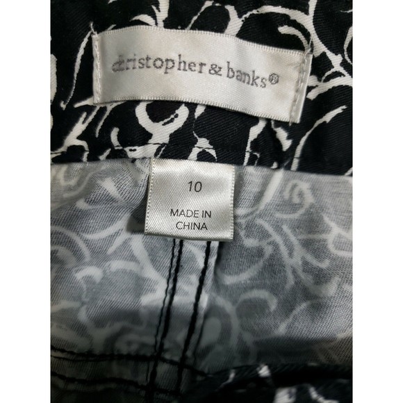 Christopher & Banks women's size 10 capris black & white print zip  pockets - Picture 7 of 8